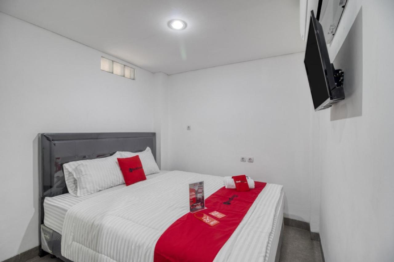 Reddoorz Syariah Near Galeria Mall Jogjacarta Exterior foto