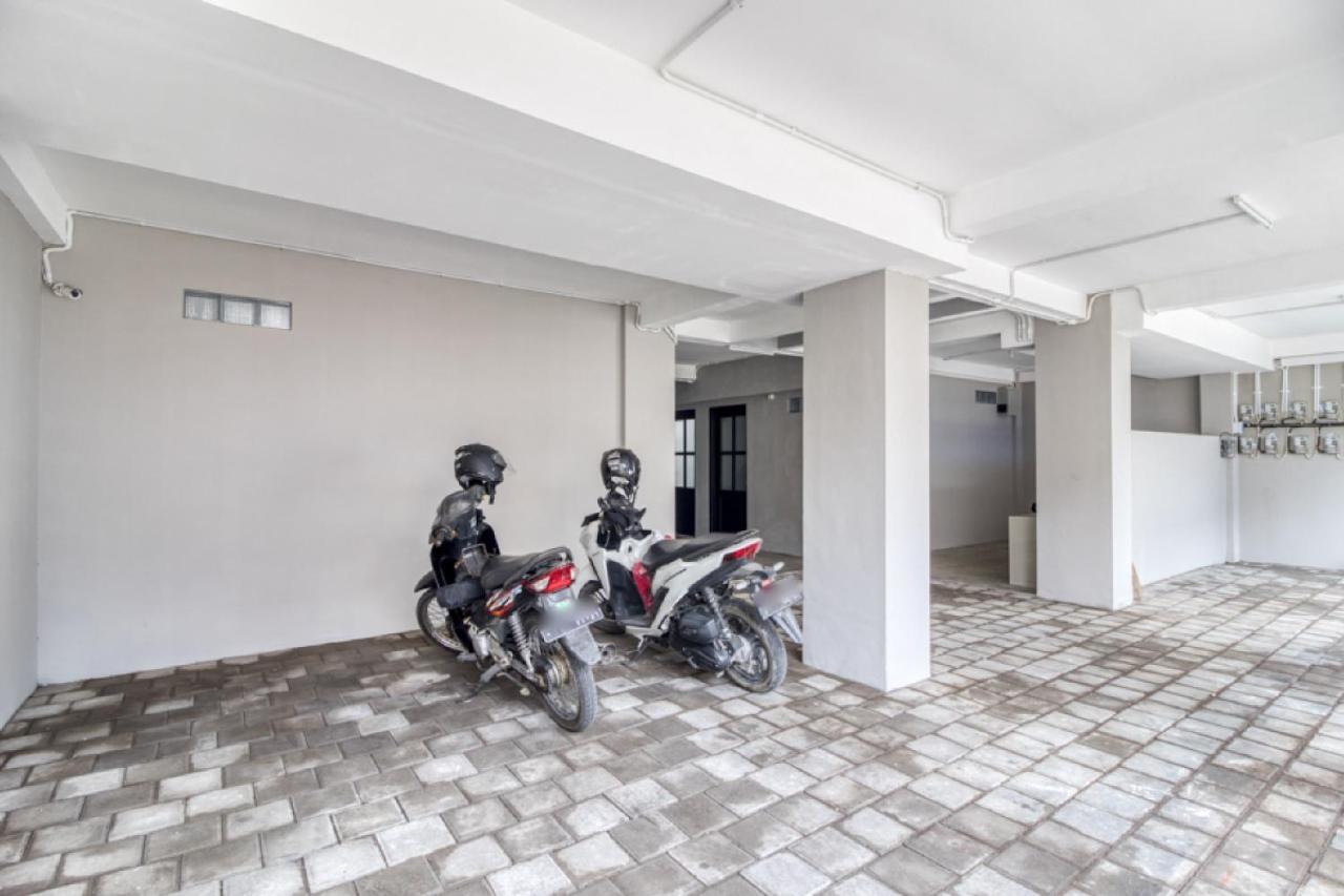 Reddoorz Syariah Near Galeria Mall Jogjacarta Exterior foto