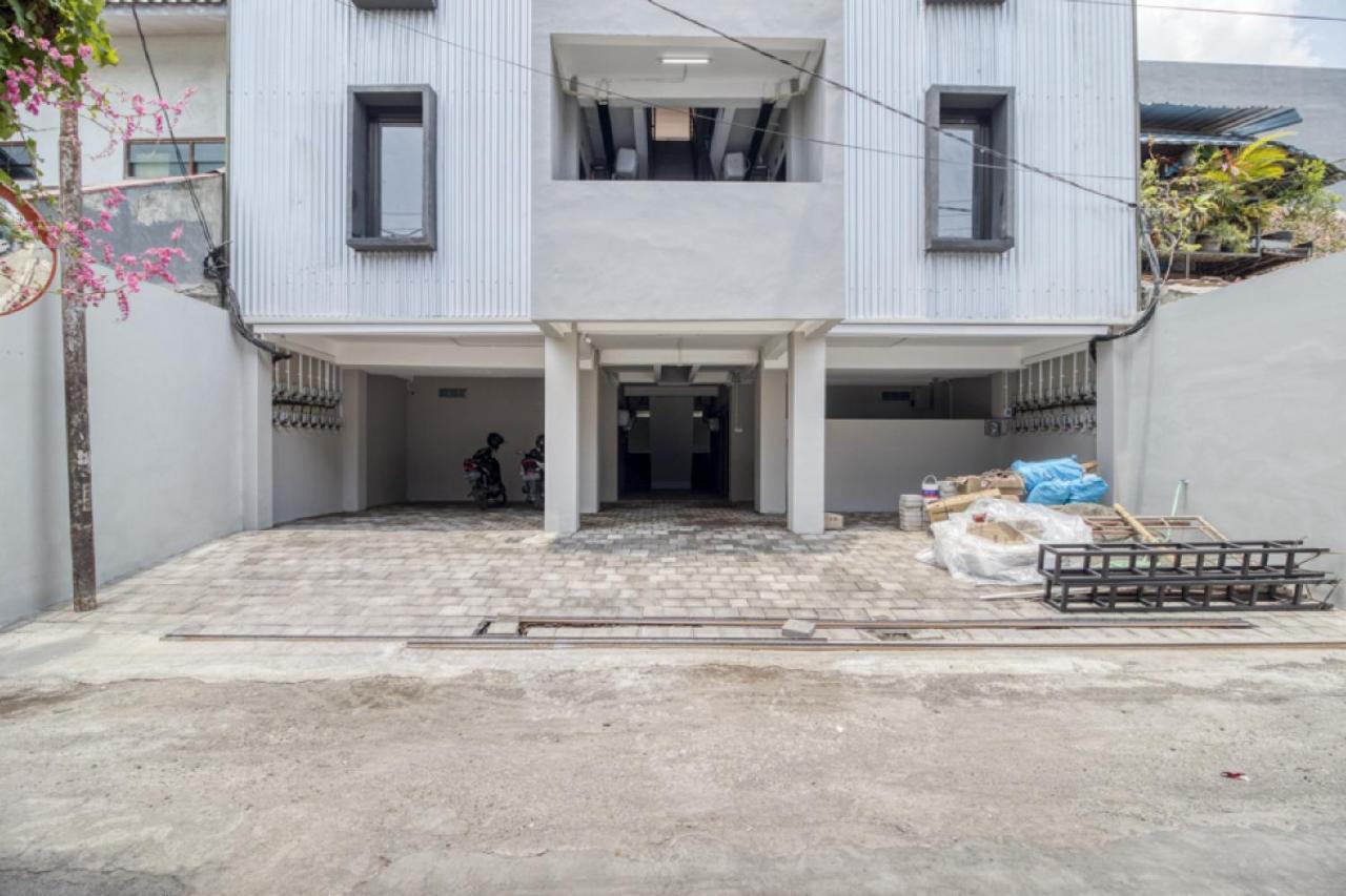 Reddoorz Syariah Near Galeria Mall Jogjacarta Exterior foto